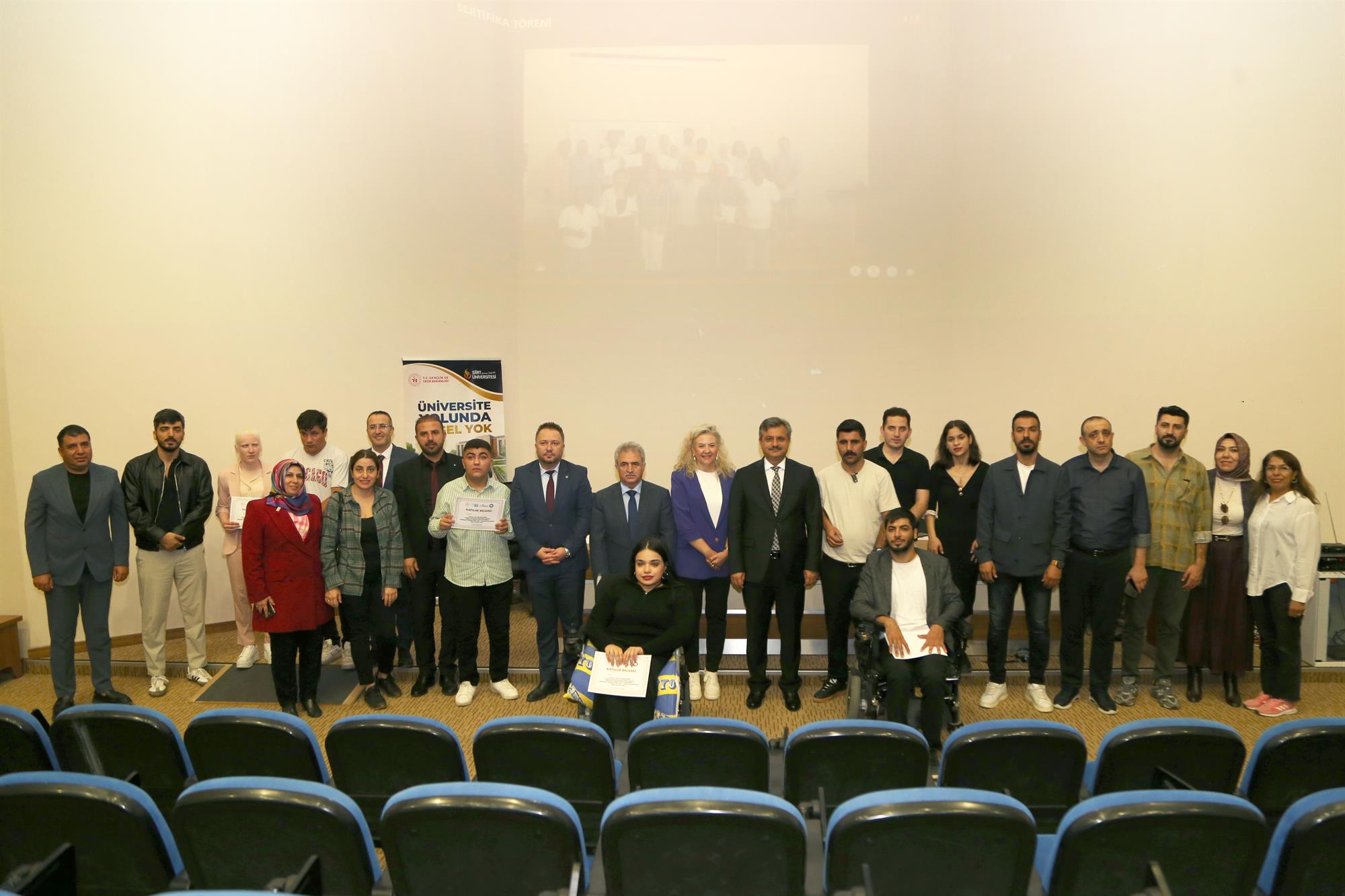 Üniversitemizde “Üniversite Yolunda Engel Yok” Projesinin Kapanış Toplantısı Gerçekleştirildi